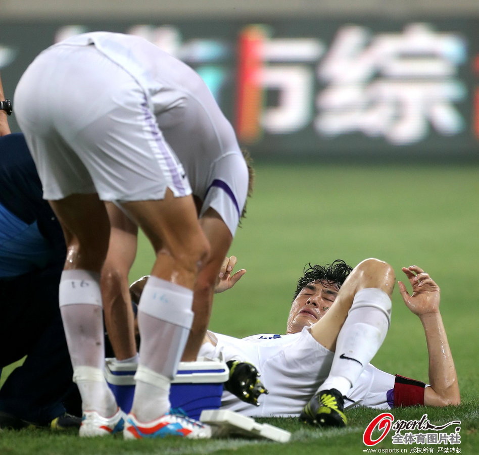 包含天津泰达力图击败山东鲁能，力争问鼎的词条