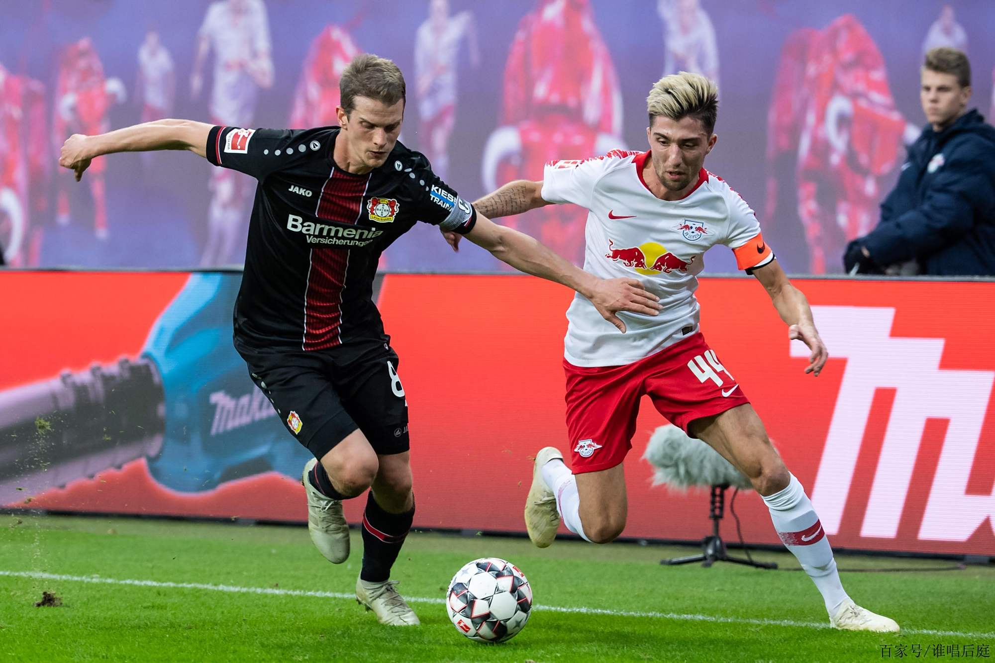 拜仁慕尼黑与汉诺威96进行较量