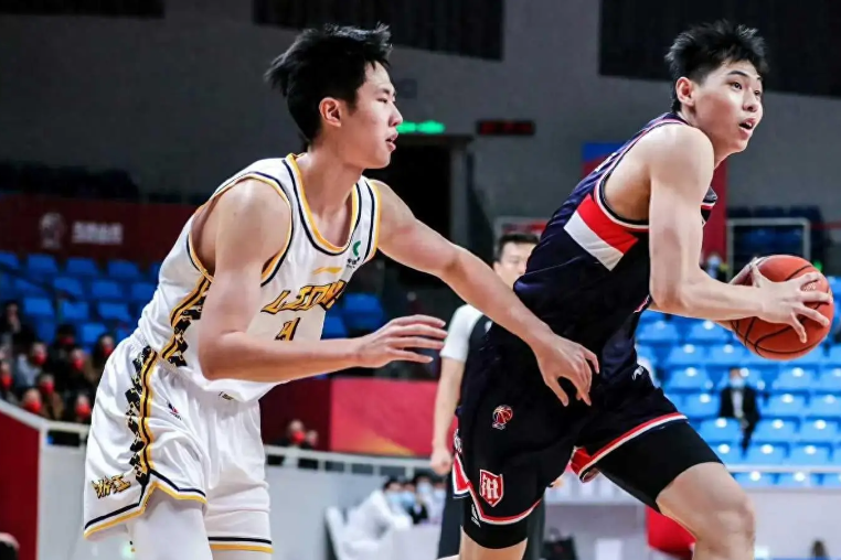 广州恒大取得关键胜利，排名上升的简单介绍