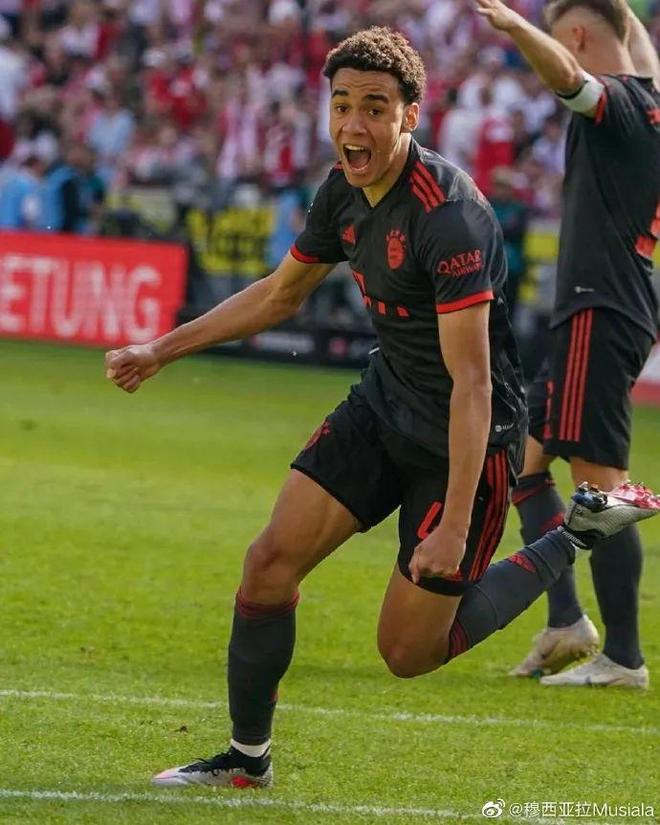 多特蒙德一波三折，最终取得胜利