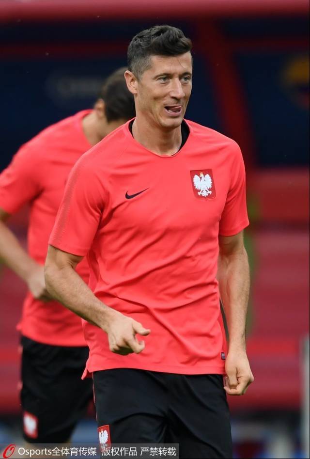 波兰队完胜日本队,张继科带队取胜 波兰队完胜日本队,张继科带队取胜