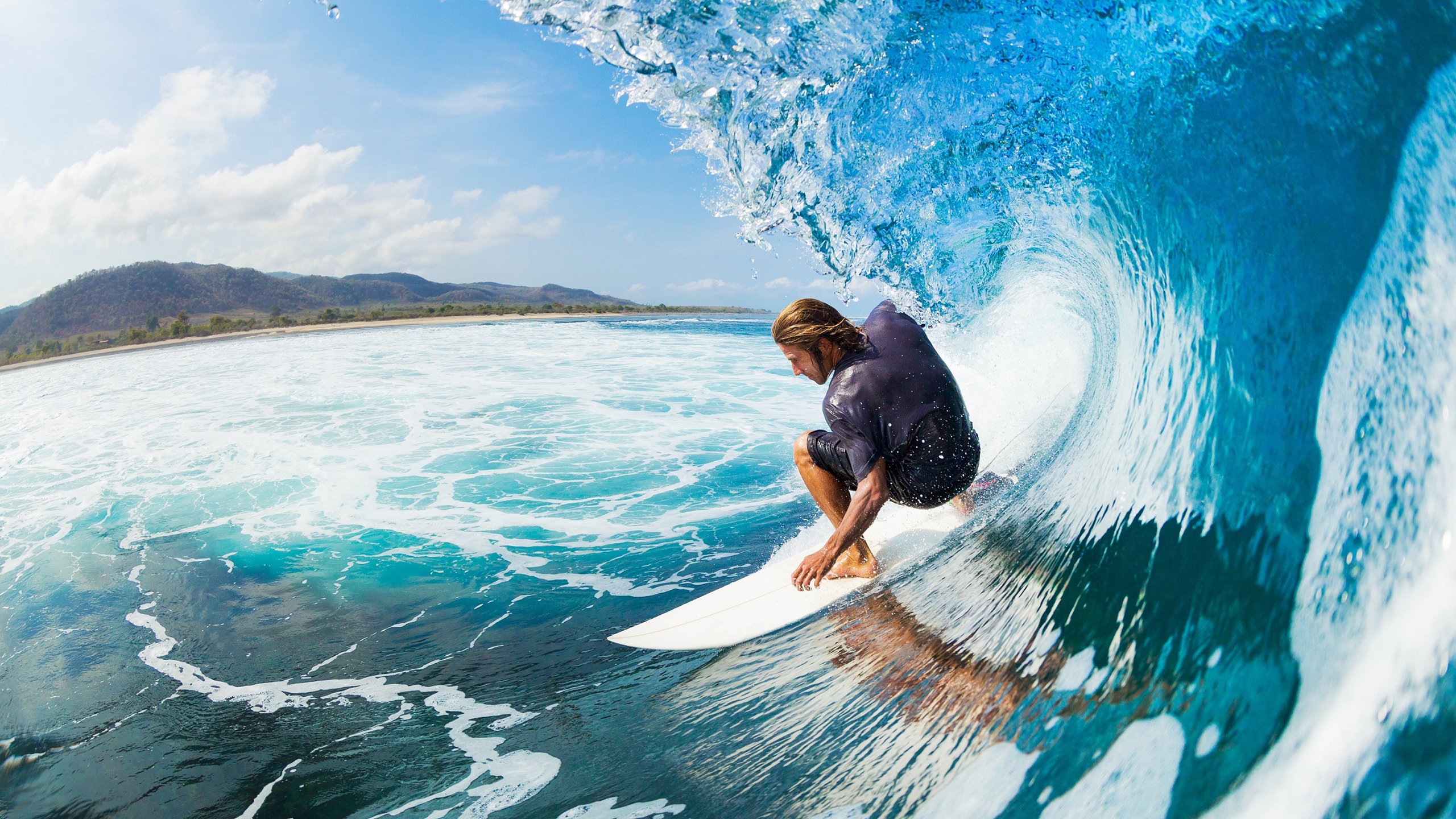 在他投出的那道弧线上，雷霆对阵掘金，一个符号如何覆盖了整片球场